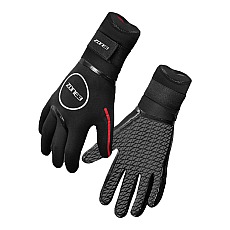 Zone3 Heat Tech Neoprene Swim Gloves - Black/Red Zone3 Heat Tech Neoprene Swim Gloves - Black/Red